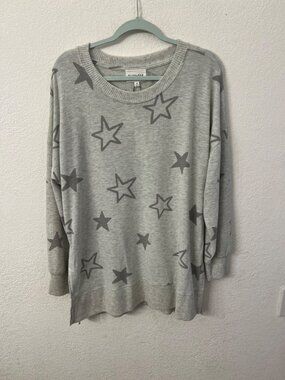 Olive + Oak Gray Star Print Womens Sweater Long Sleeve Cotton & Polyester Blend
